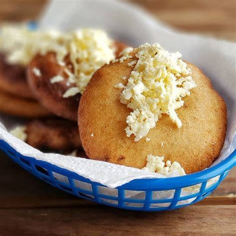 Arepitas dulces: receta para preparar una masa deliciosa y.